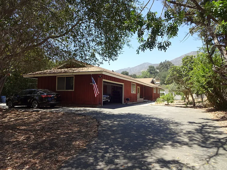 943 Oak Ave — Photo 10