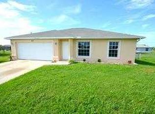 904 NE 10th Ter, Cape Coral, FL 33909