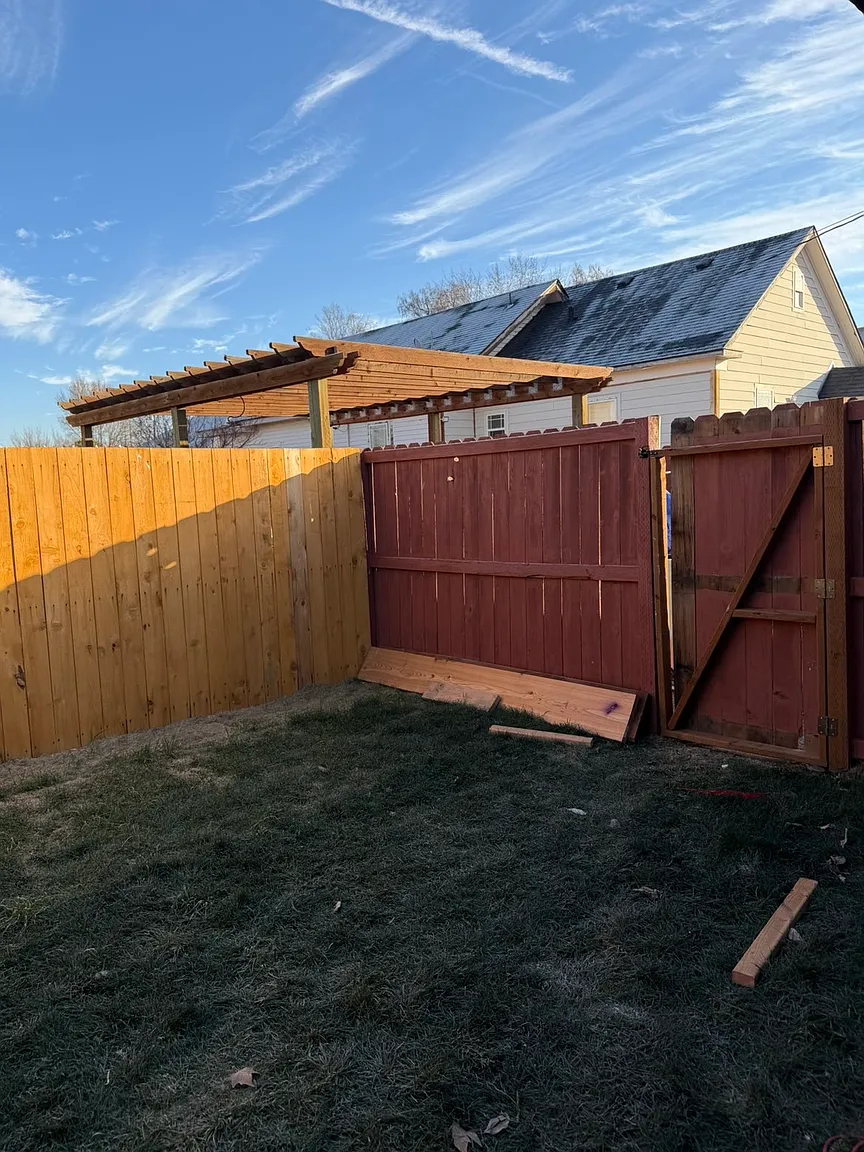 208 E Naches Ave #B photo 1