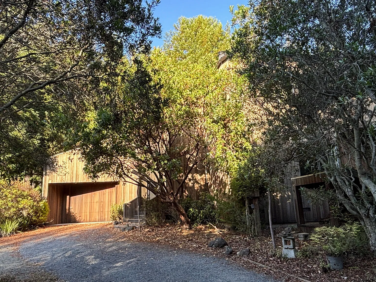 2 bed, 2.5 bath, 1942 sqft, $4,500 — Photo 2