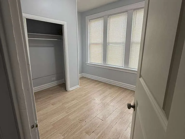 5960 W Roosevelt Rd #1 — Photo 3