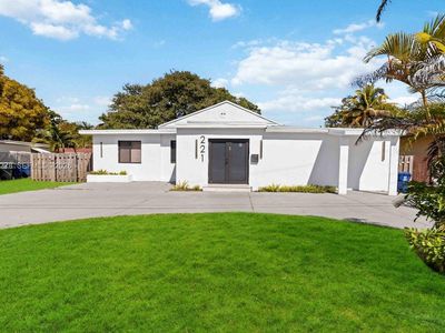 221 NE 4th St, Hallandale, FL, 33009