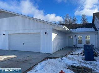 2122 E 25th St, Hibbing, MN 55746