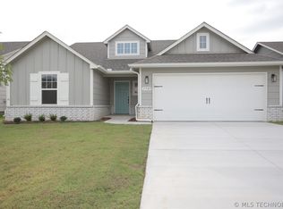 3709 E 39th St N, Broken Arrow, OK 74014