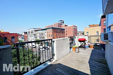 Rented by Mdrn Residential