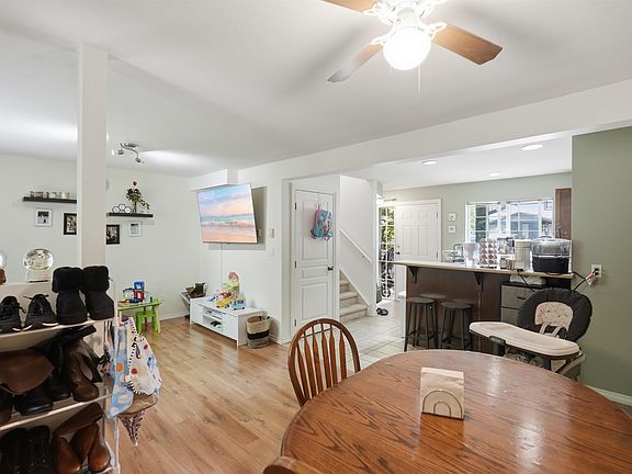 3rd image of 45535 Shawnigan Cres #14