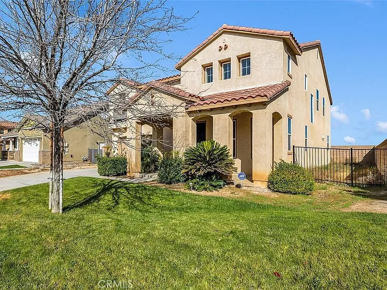 5819 W Avenue K9 — Photo 1