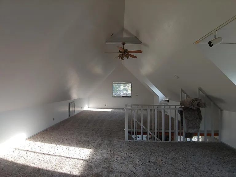 17309 Squirrel Ct — Photo 8