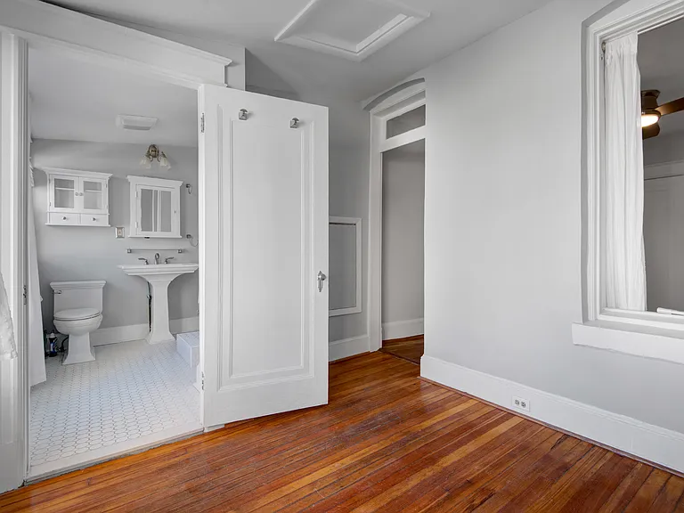 1226 Rhode Island Ave NE — Photo 23