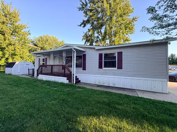 4484 Gardens Blvd NW, Grand Rapids, MI 49534