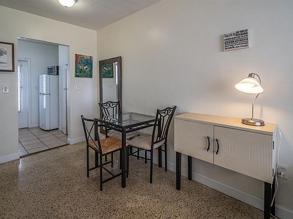 5th image of 7746 Carlyle Ave Unit 3-7746A-3