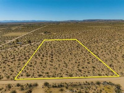 1690 Cambria Ave, Landers, CA, 92285