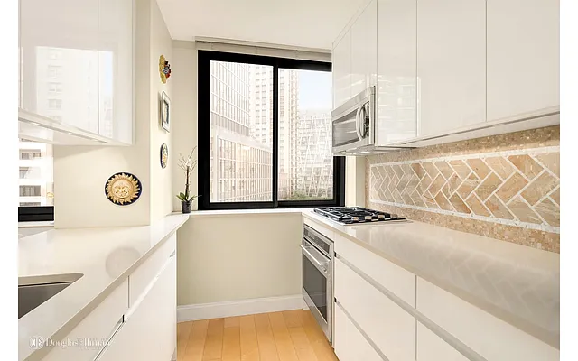 Sold by Douglas Elliman | media 4