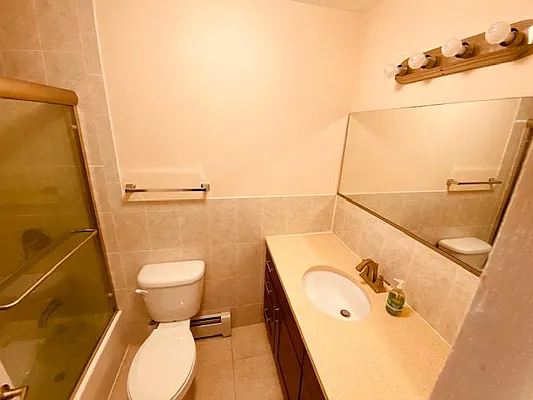 Rented by Silverstein Collection LLC  | media 9