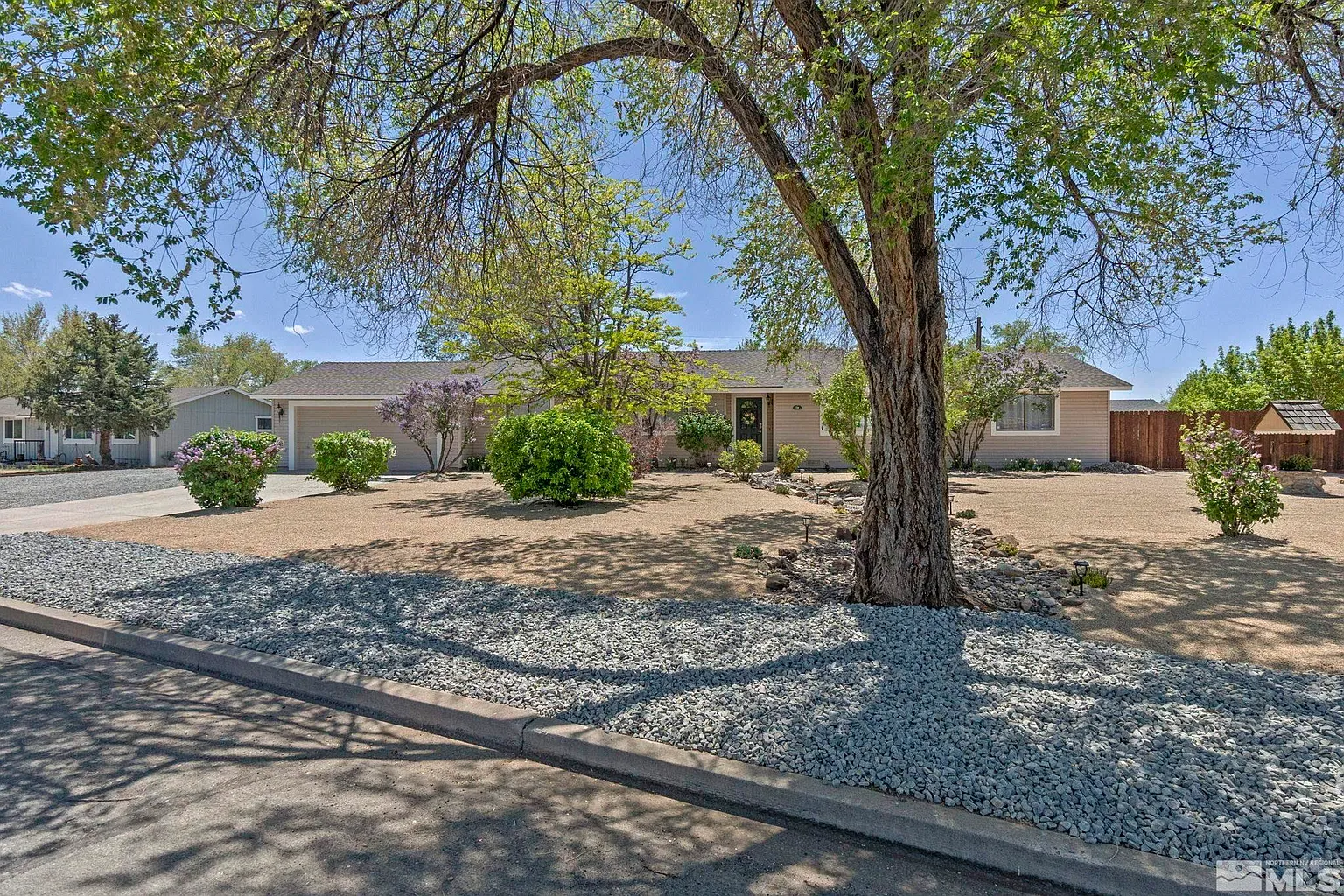 70 W Sky Ranch Blvd photo 1