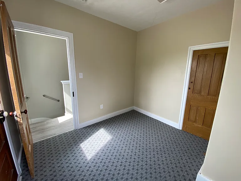 1216 Creek Rd #1 — Photo 11