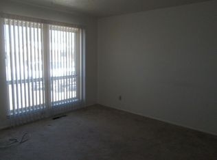 1520 Willys Knight Dr NE, Albuquerque, NM 87112