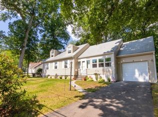 18 Bonnie Rd, Weymouth, MA 02190
