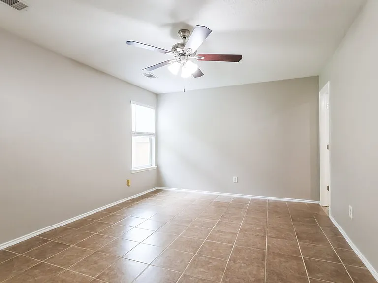 10005 Sterling Place Dr — Photo 11