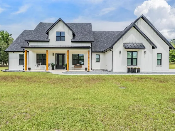 17566 Hyland Ln, Dade City, FL 33523