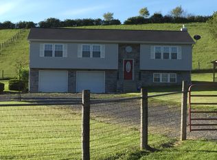 539 Sulphur Hartmansville Rd, Elk Garden, WV 21701