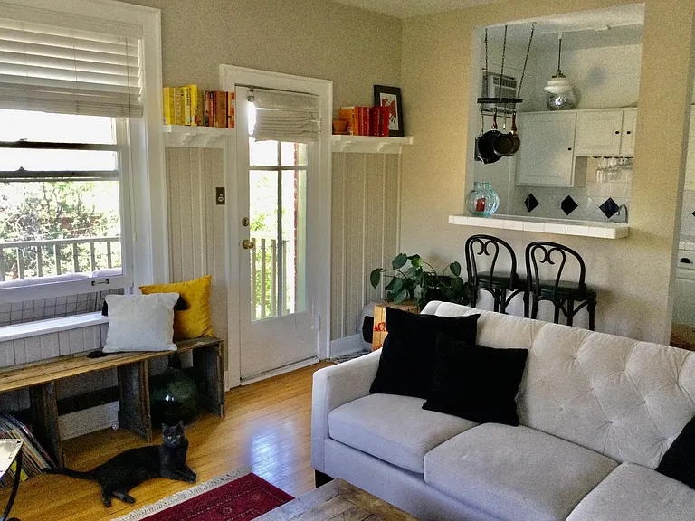 1376 N Pearl St #301 — Photo 9