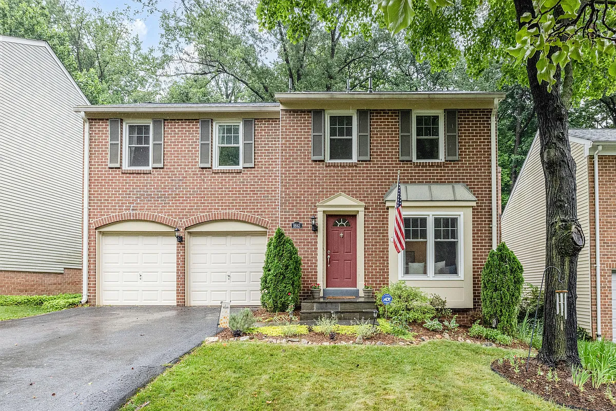 Building Photo - 9843 Campbell Dr