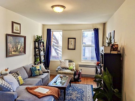 3rd image of 2545 34th St #2