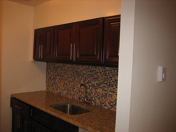 1st image of 26 Fieldstone Dr #2