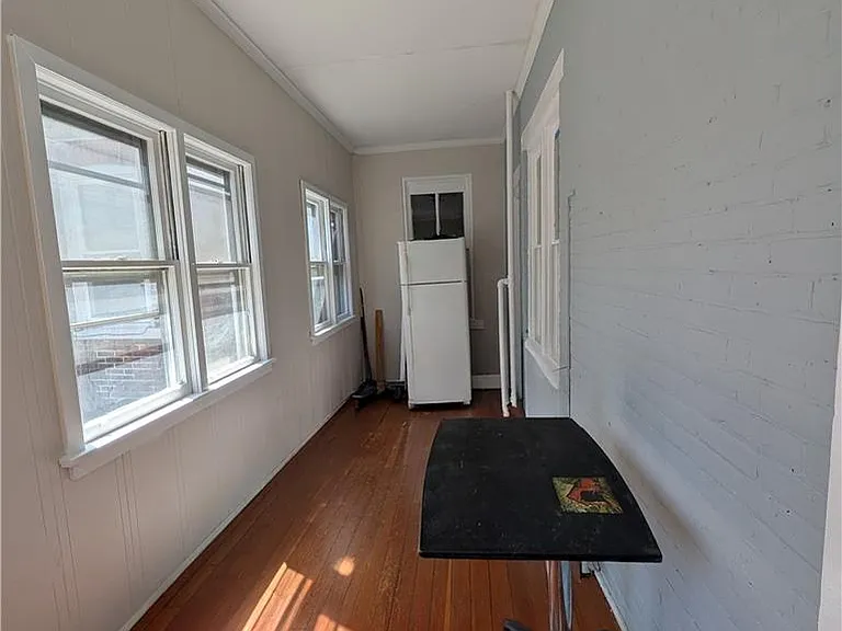 87 E Broad St #2 — Photo 9
