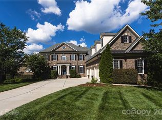 6041 Arundale Ln, Fort Mill, SC 29715