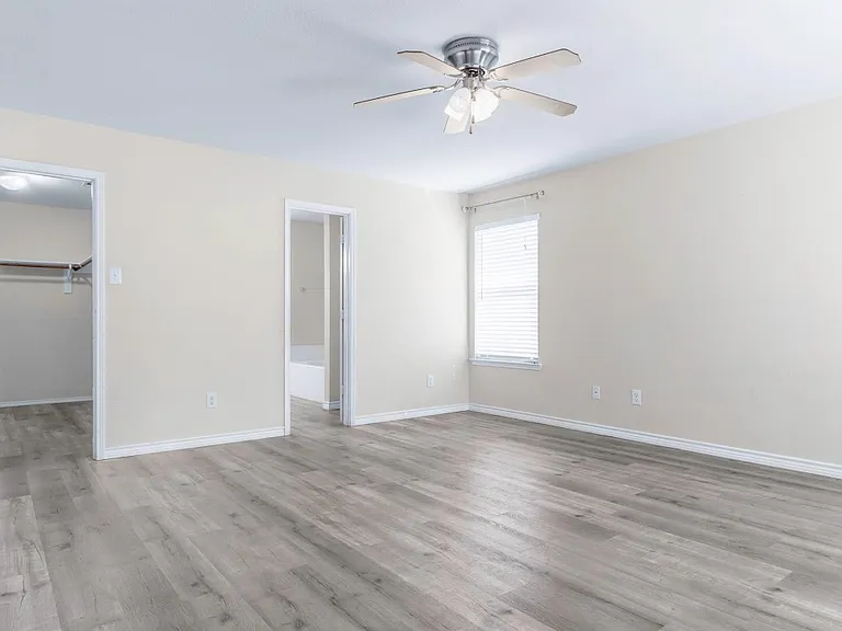 1905 Corriander Trl — Photo 43