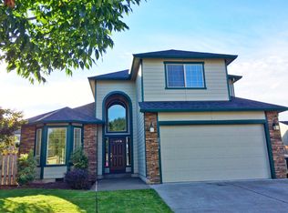 2376 Mountain River Dr, Lebanon, OR 97355