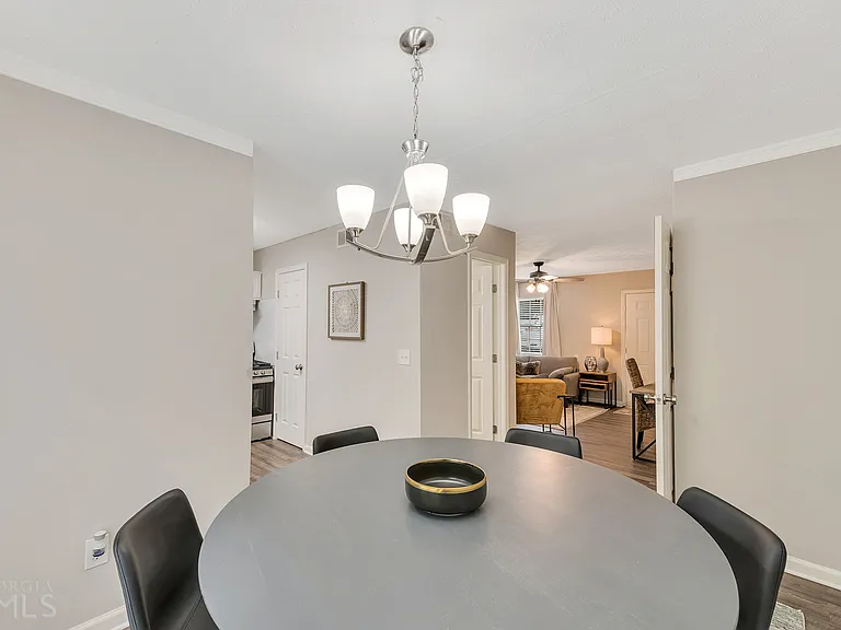2304 Salt Springs Pl — Photo 9