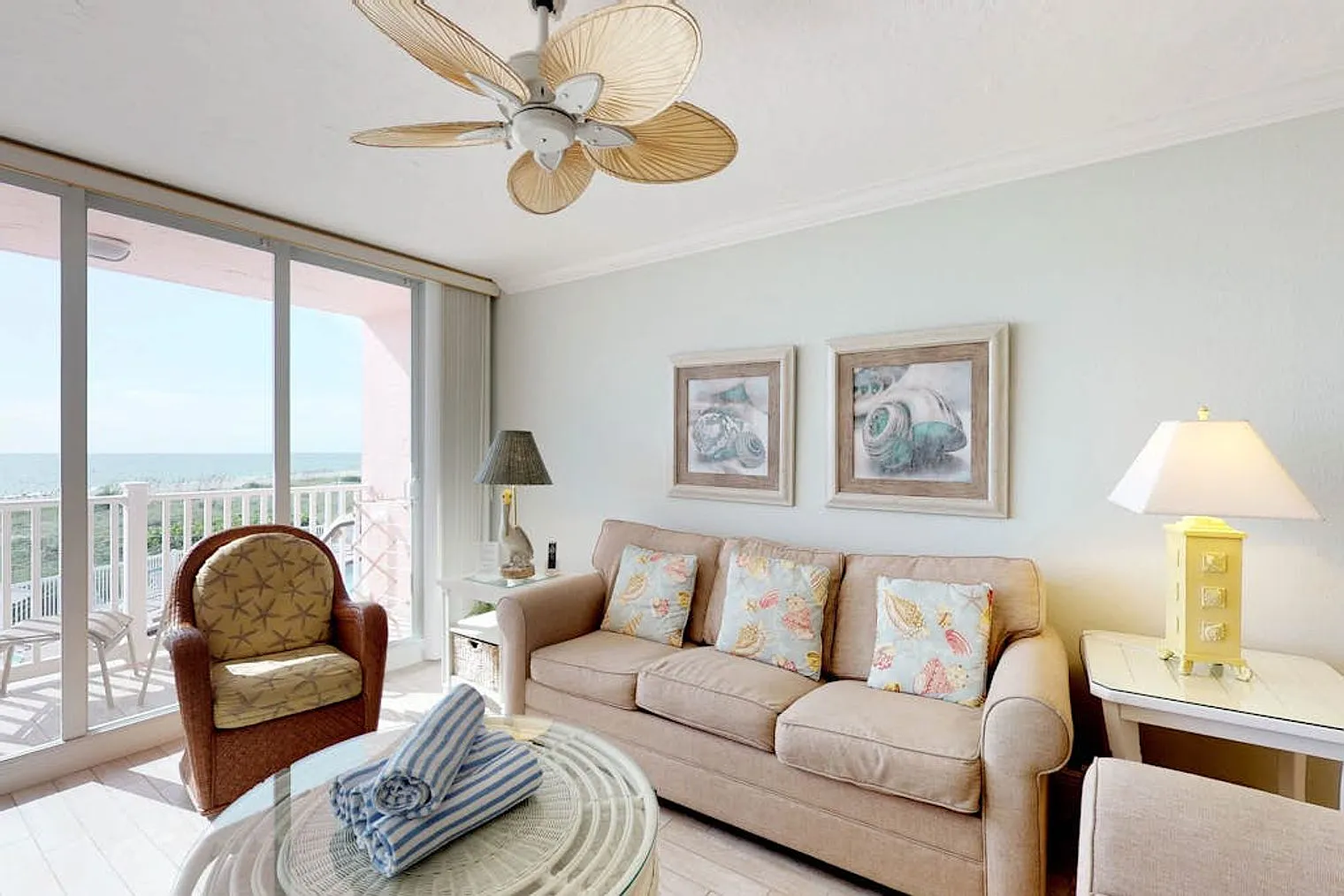 2 bed, 2.0 bath, 1194 sqft, $10,224 — Photo 2