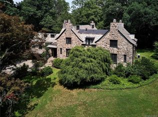 64 Crow Hill Rd, Mount Kisco, NY 10549