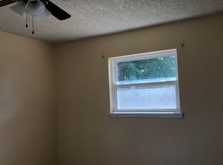 9809 Honeysuckle Rd, Oklahoma City, OK 73159