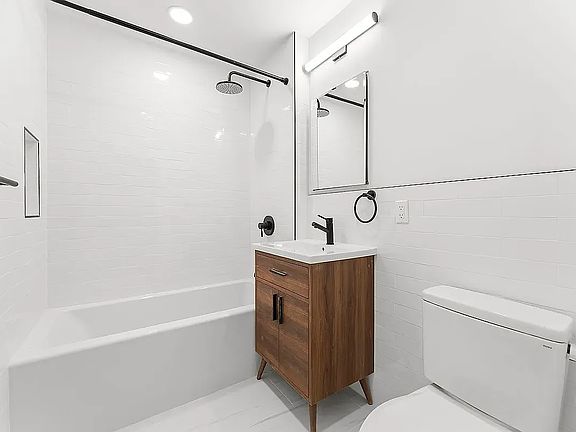 5th image of 29 Fayette St #1