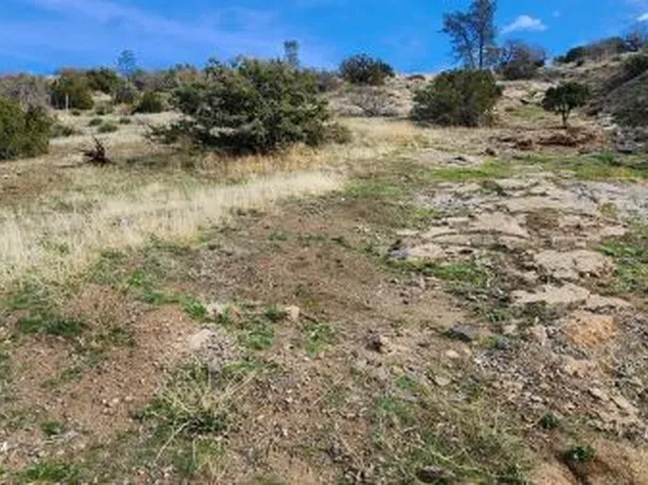 Piute Hill Rd, Lake Isabella, CA 93240
