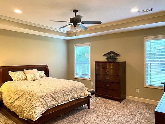 5th image of 2844 Lee Road 250