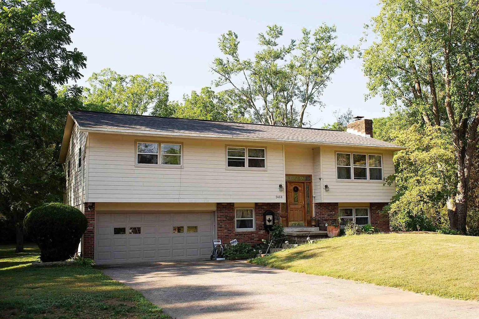2408 E Rock Creek Dr photo 1