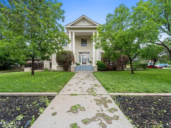 815 El Paso St, Plainview, TX 79072