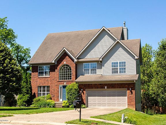 716 Eastgate Village Pl-2