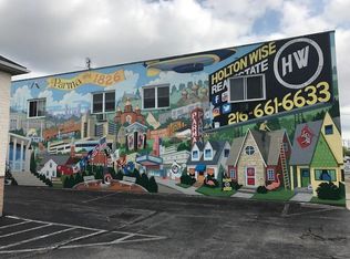 5753 Ridge Rd, Cleveland, OH 44129