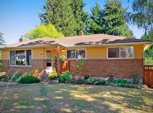 8400 32nd Ave SW, Seattle, WA 98126