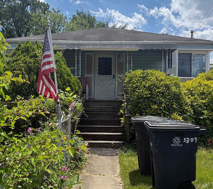2nd image of 5309 Gallatin St