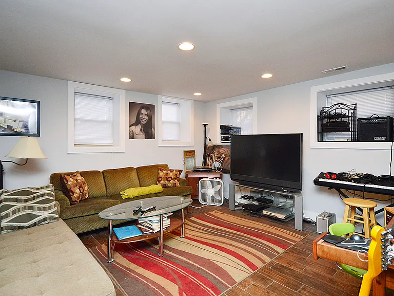 1501 W Superior St #1F — Photo 3