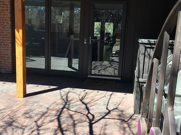 3rd image of 1701 Devoe Dr