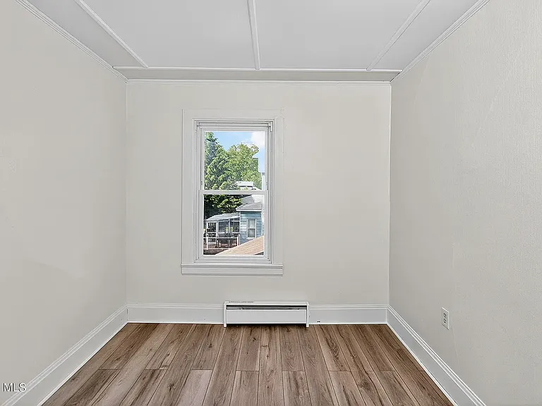138 Davis Ave #2 — Photo 10