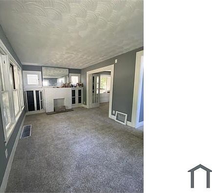 4th image of 937 Lawton St